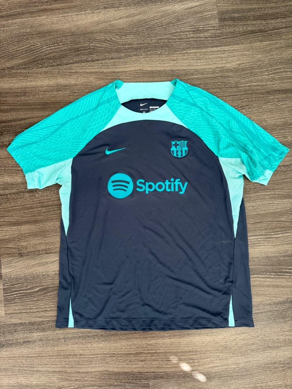 Men’s XL Nike Navy and Teal FC Barcelona Training Top